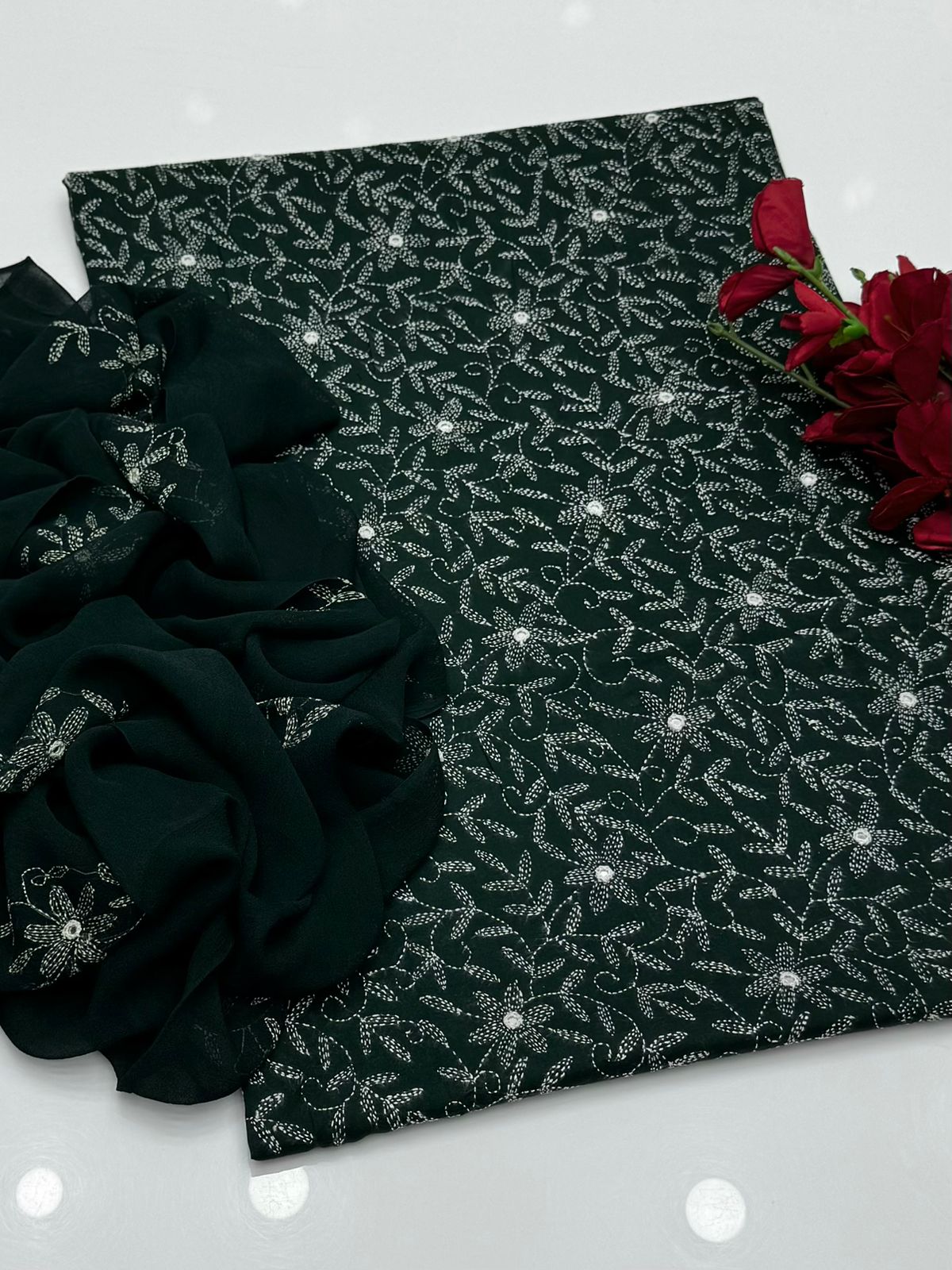 Hand Embroidered 3 Piece Lawn
