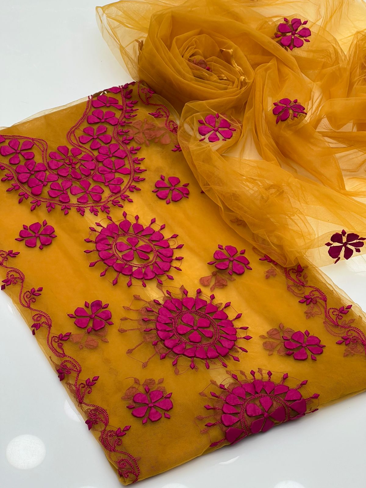 Handmade Aplic