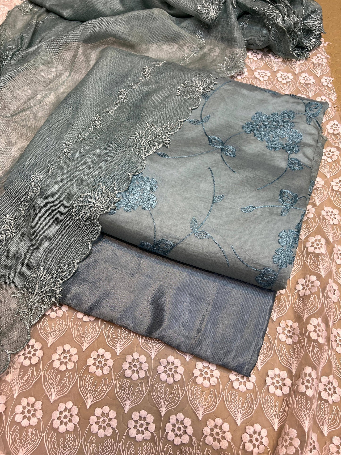 Paper Silk Chickenkari 3 Piece
