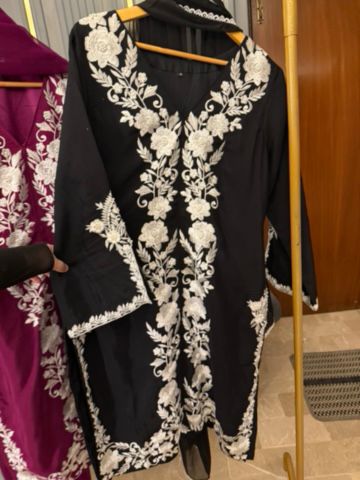 Rawsilk floral embroidered Suit