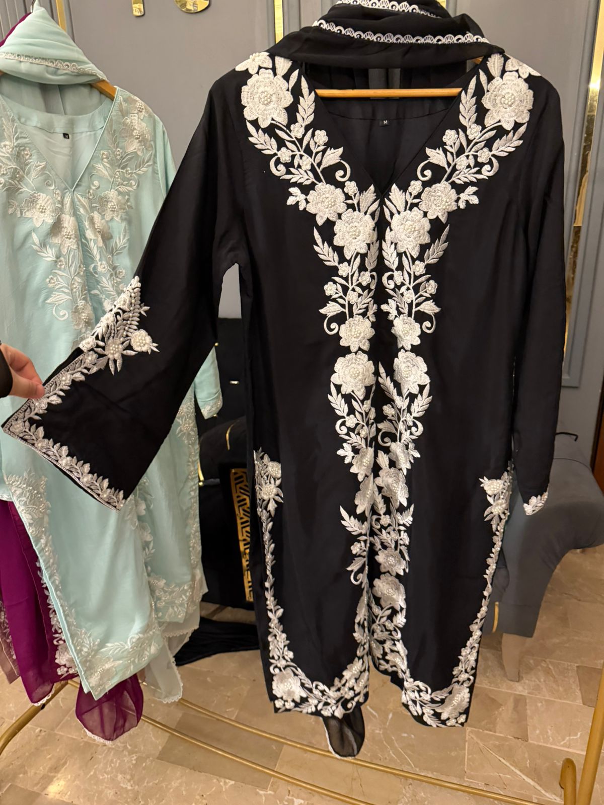 Rawsilk floral embroidered Suit