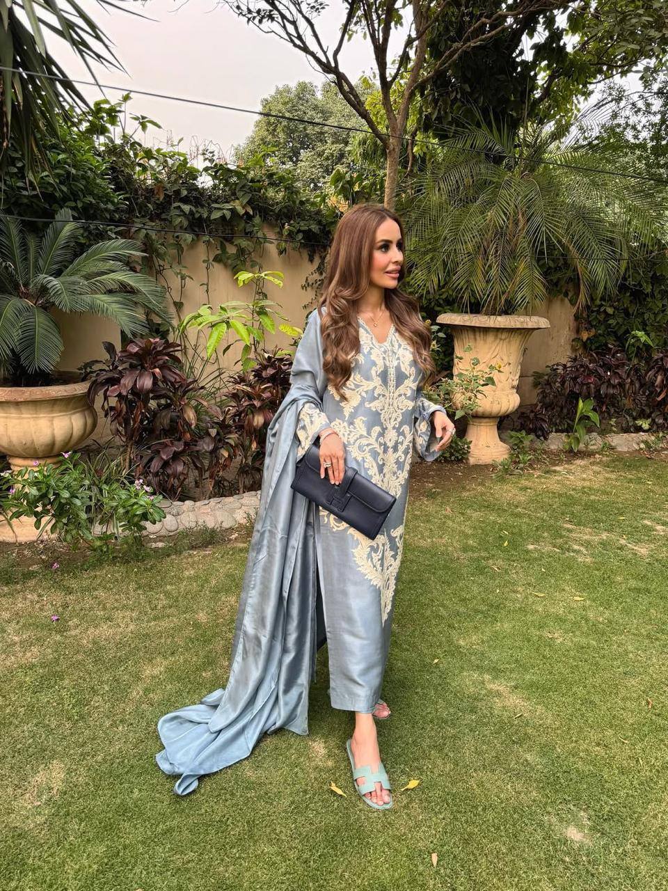 Rawsilk floral embroidered 3 Piece